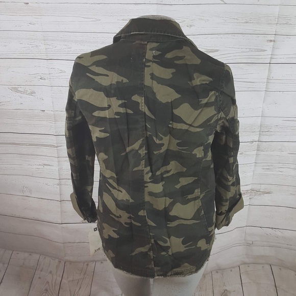 Jolt Woman’s Raw Edge Camo Twill Jacket Patches - Picture 2 of 7